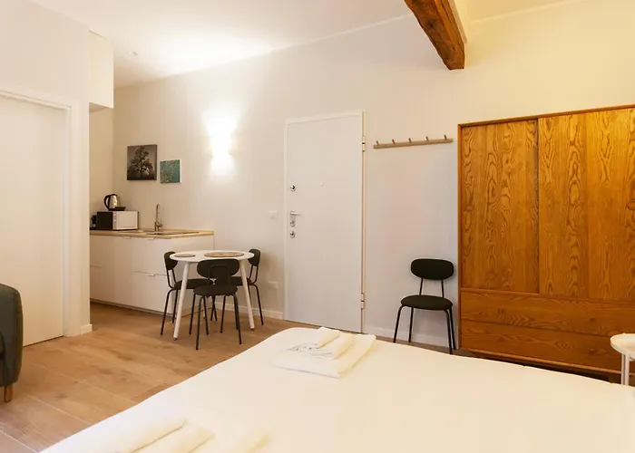 Youhosty - Ticinese Suite 2